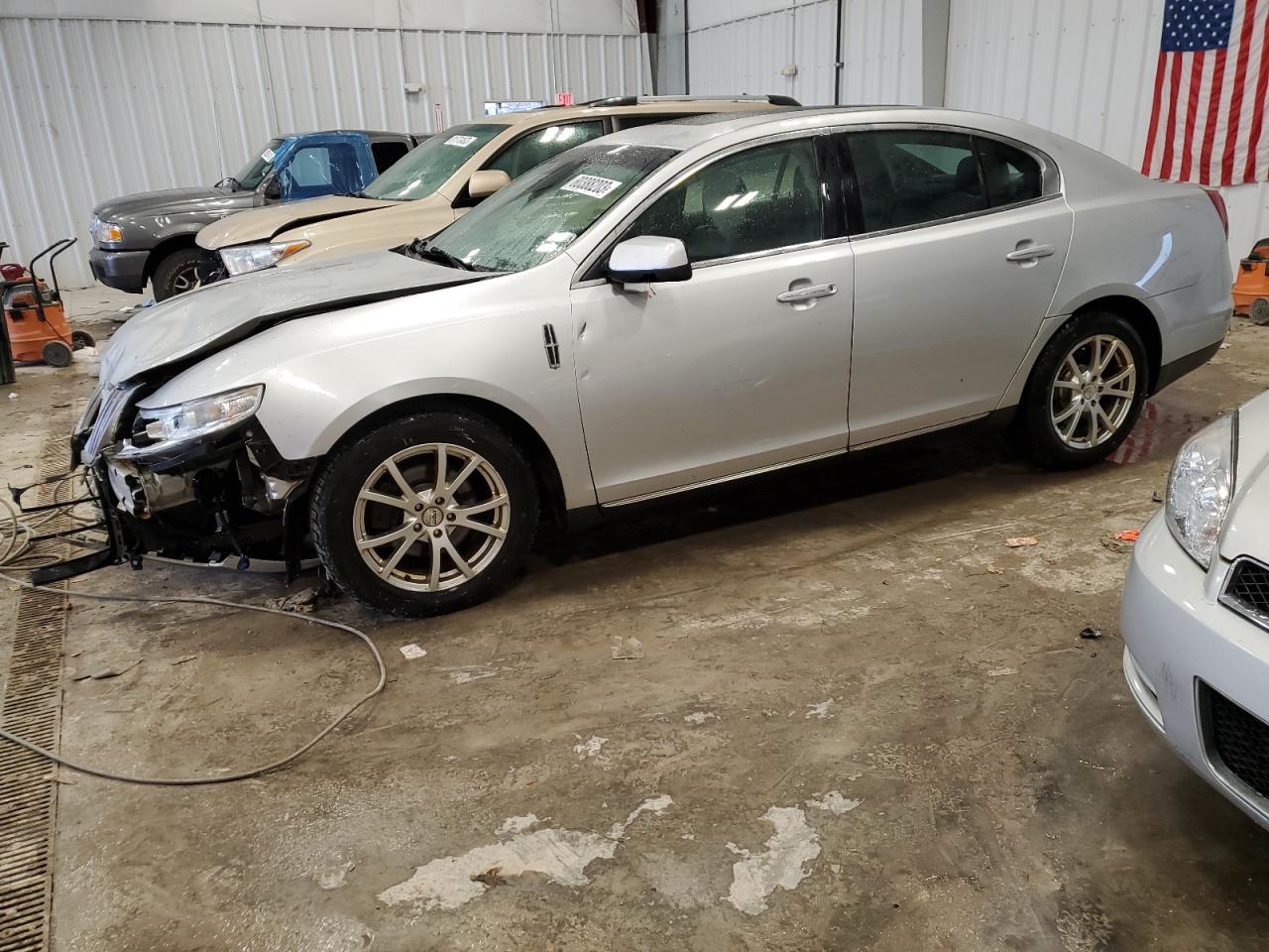 2010 LINCOLN MKS  2010 image