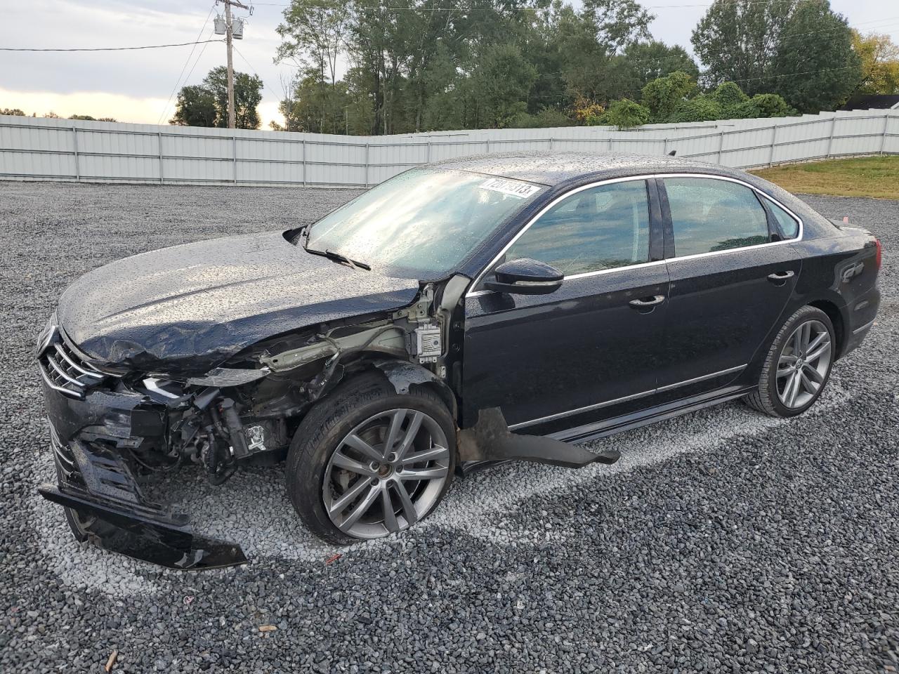 Obraz 2017 VOLKSWAGEN PASSAT R-LINE 2017