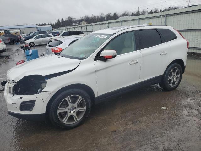 Obraz 1 z 2013 VOLVO XC60 T6 2013 z VIN YV4902DZ4D2418158