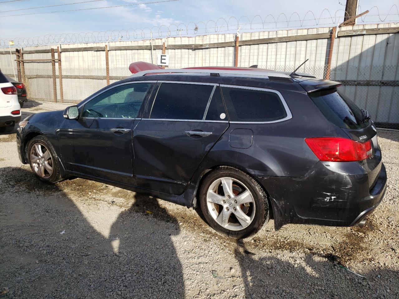 Obraz 2 z 2011 ACURA TSX  2011 z VIN JH4CW2H69BC002913