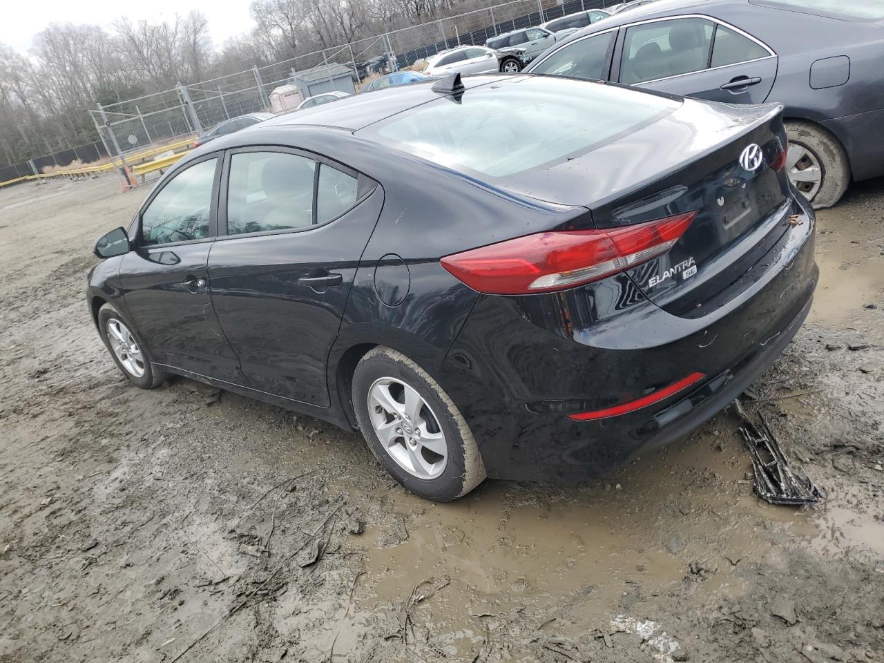 Image 2 of 2017 HYUNDAI ELANTRA SE 2017 with VIN KMHD74LF5HU078262