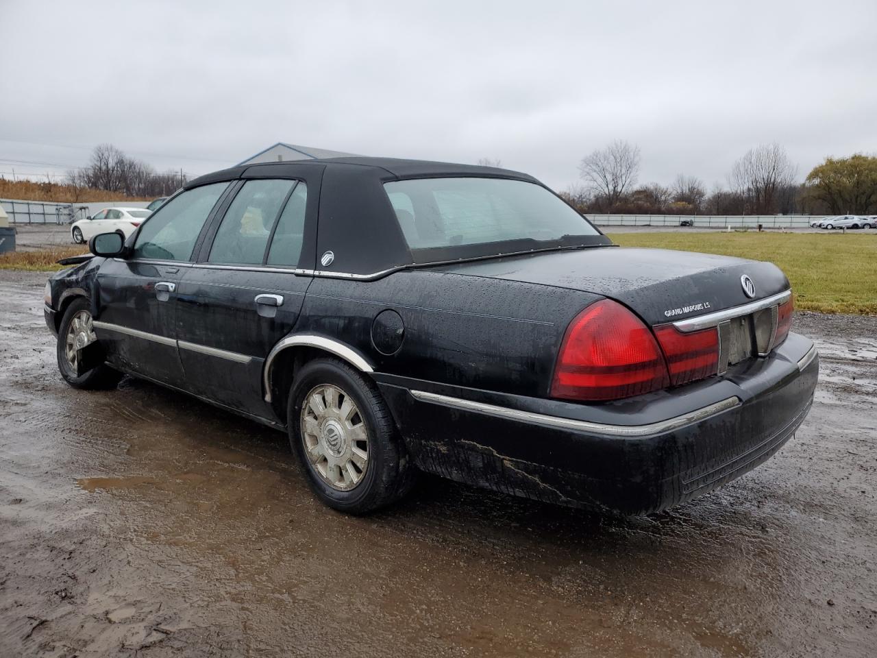 Obraz 2 z 2004 MERCURY GRAND MARQUIS LS 2004 z VIN 2MEFM75W44X681287