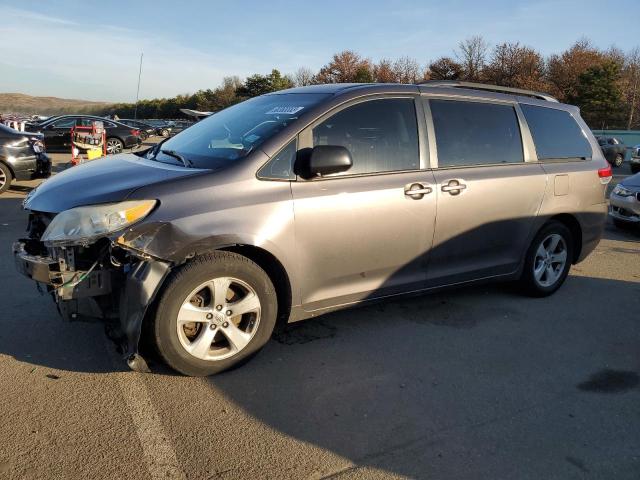 2012 TOYOTA SIENNA LE 2012 image