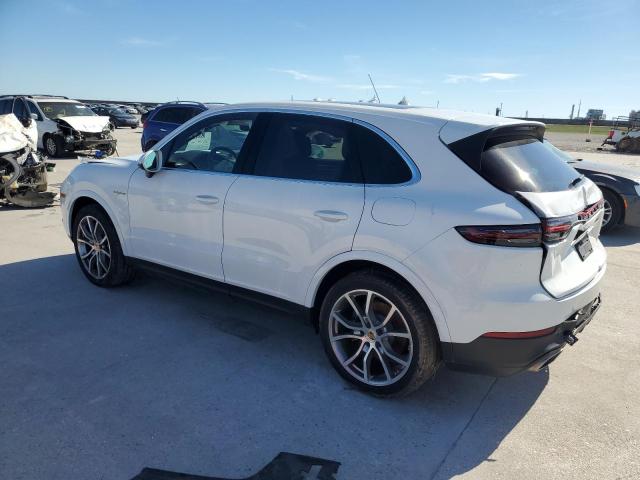 Изображение 2 2023 PORSCHE CAYENNE E-HYBRID 2023 с VIN WP1AE2AY9PDA12901