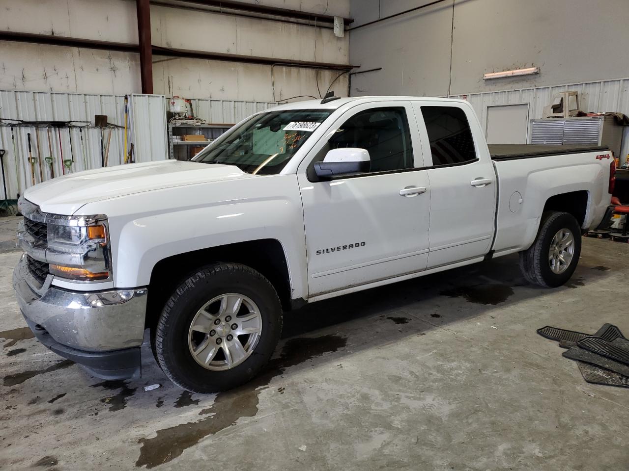 Obraz 1 z 2018 CHEVROLET SILVERADO K1500 LT 2018 z VIN 1GCVKRECXJZ313920