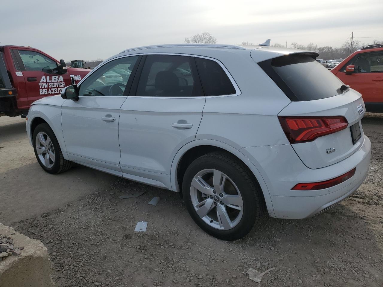 Image 2 of 2019 AUDI Q5 PREMIUM PLUS 2019 with VIN WA1BNAFY9K2103612