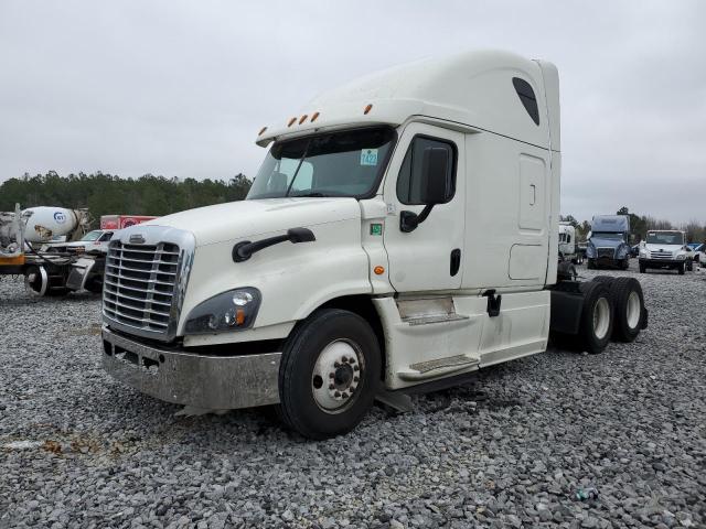 Image 2 of 2018 FREIGHTLINER CASCADIA 125  2018 with VIN 3AKJGLDR8JSJS1530