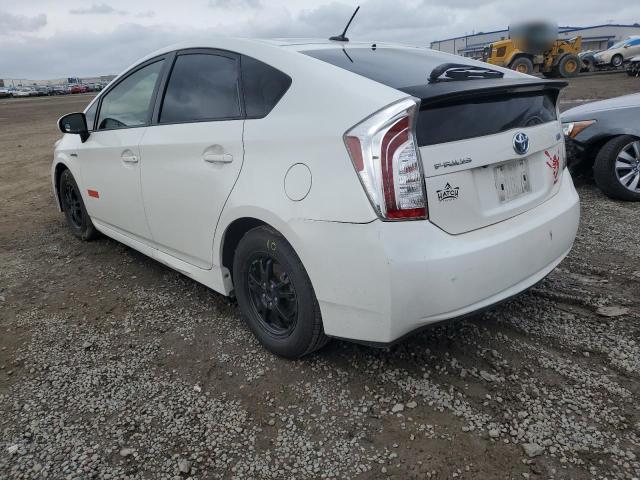 Image 2 of 2013 TOYOTA PRIUS  2013 with VIN JTDKN3DUXD5635910