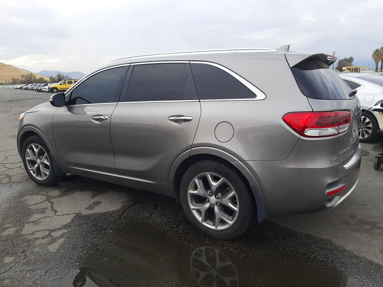 Image 2 of 2017 KIA SORENTO SX 2017 with VIN 5XYPK4A50HG226961