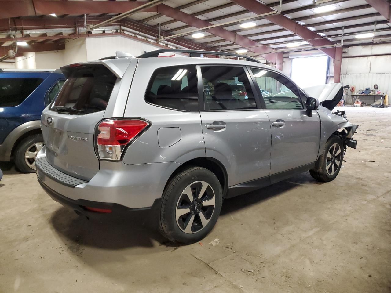 Image 3 of 2018 SUBARU FORESTER 2.5I PREMIUM 2018 with VIN JF2SJAEC8JH520028