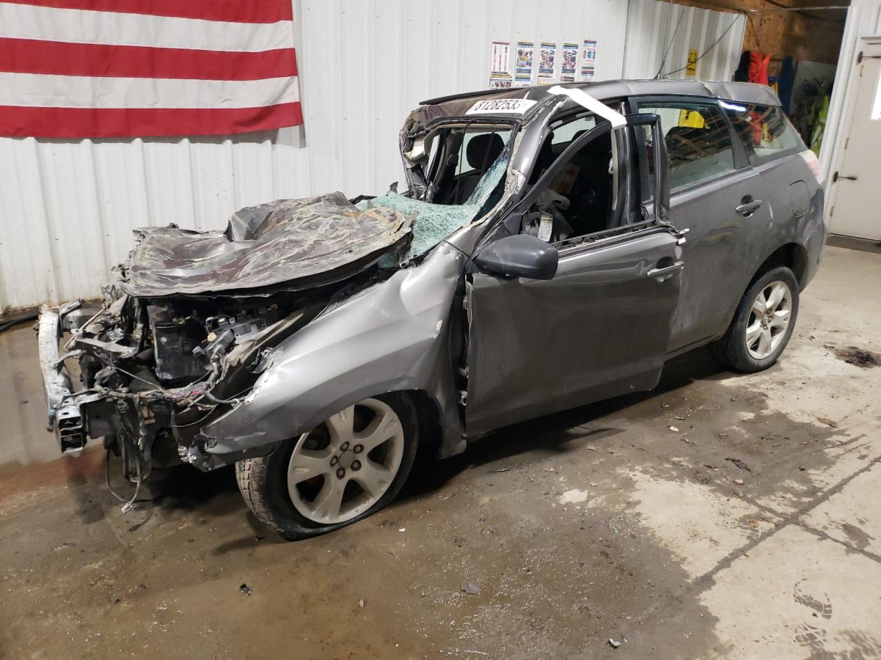 Image 1 of 2005 TOYOTA COROLLA MATRIX BASE 2005 with VIN 2T1LR32E65C344555