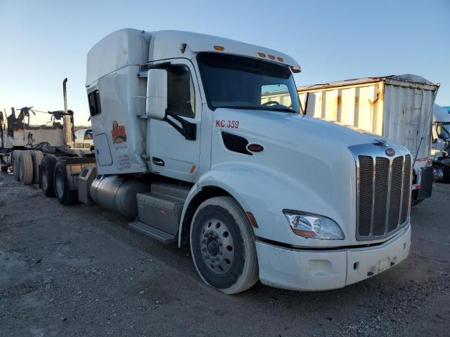 Image 1 of 2015 PETERBILT 579  2015 with VIN 1XPBD49X3FD275043