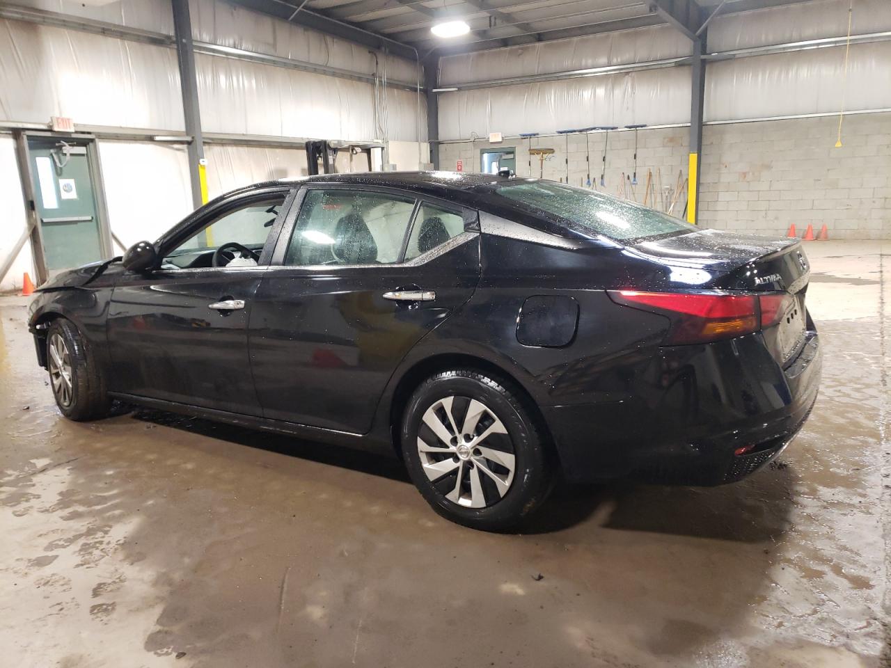 Изображение 2 2020 NISSAN ALTIMA S 2020 с VIN 1N4BL4BV3LC210309