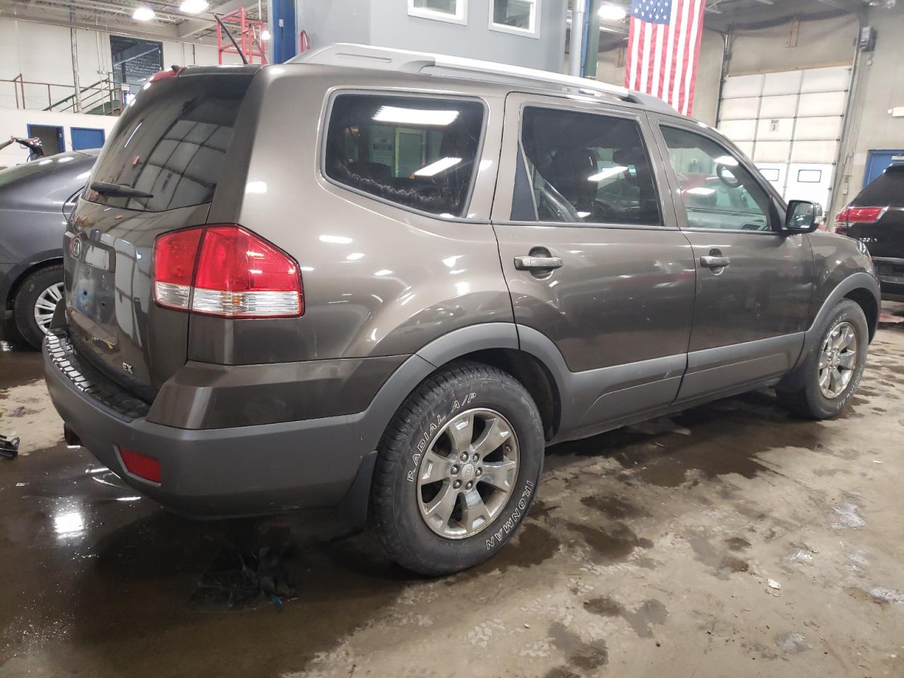 Obraz 3 z 2009 KIA BORREGO LX 2009 z VIN KNDJJ741795033025
