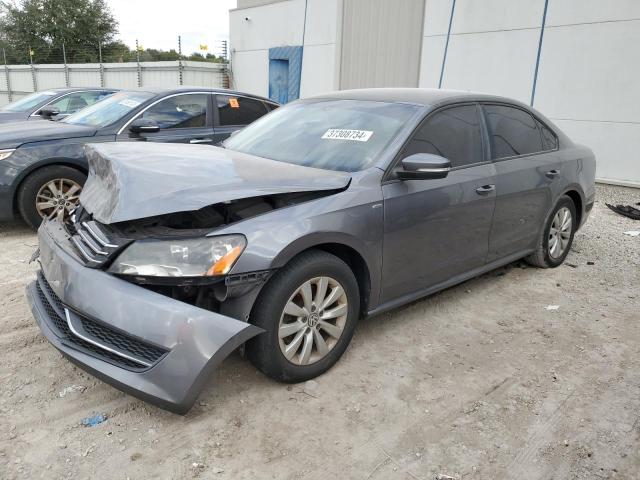 Изображение 1 2015 VOLKSWAGEN PASSAT S 2015 с VIN 1VWAS7A35FC020989