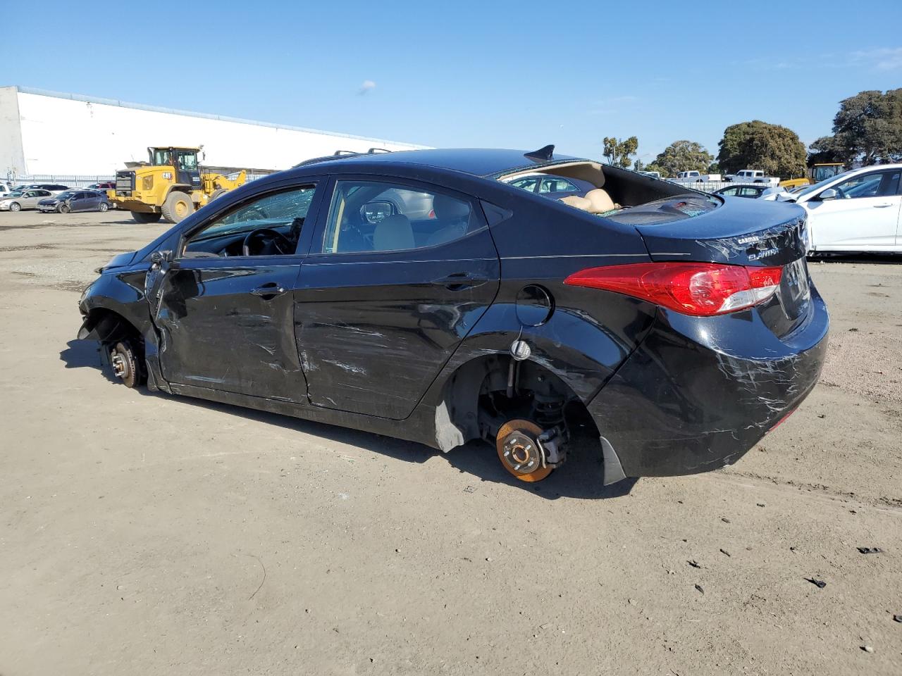 Image 2 of 2013 HYUNDAI ELANTRA GLS 2013 with VIN 5NPDH4AE2DH410254