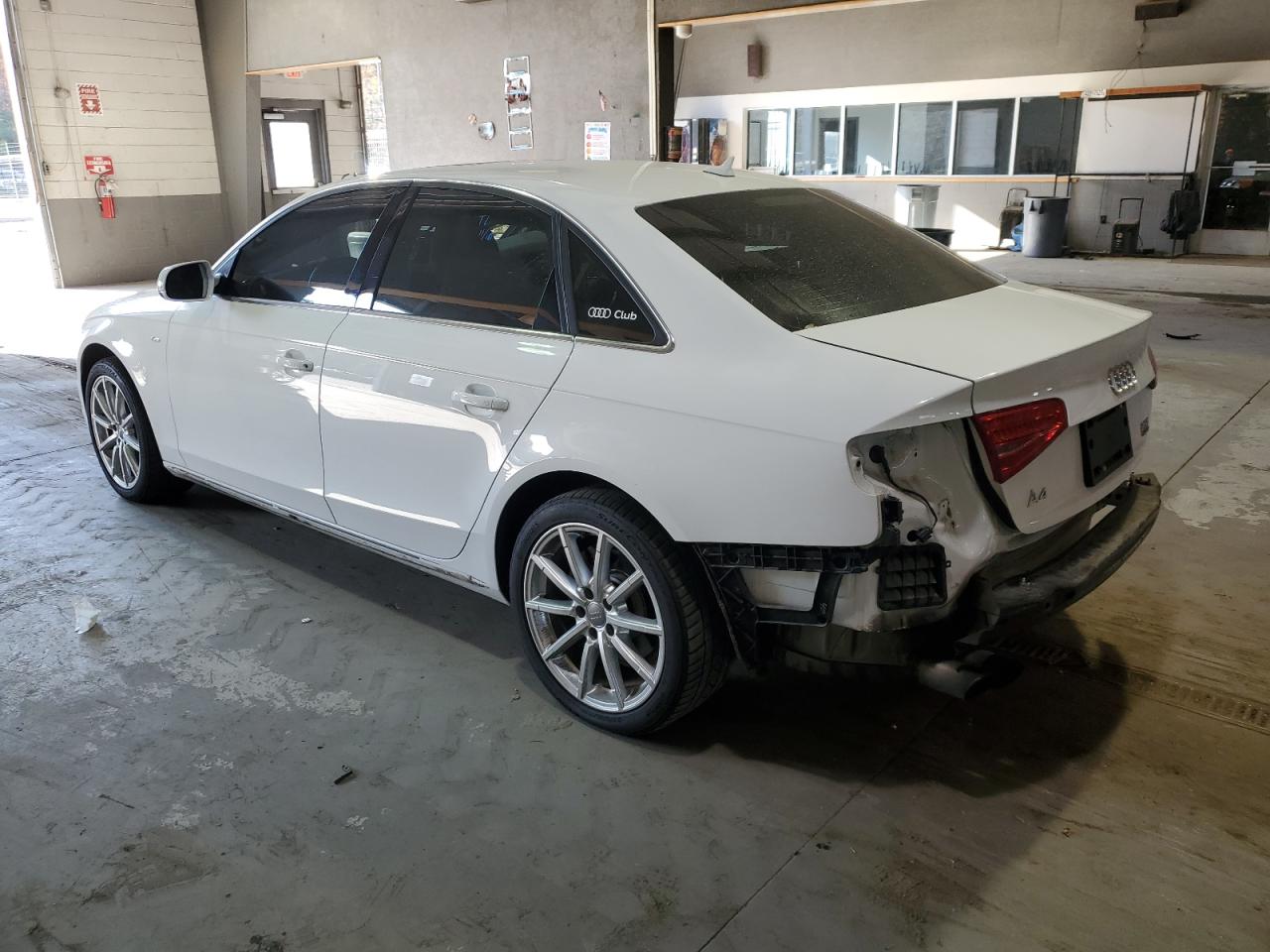 Obraz 2 z 2016 AUDI A4 PREMIUM PLUS S-LINE 2016 z VIN WAUFFAFL8GN016098