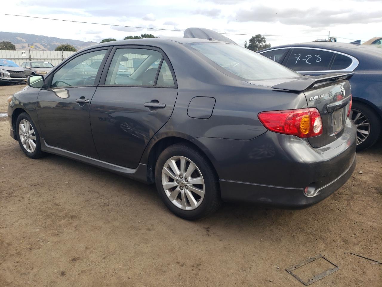 Obraz 2 z 2010 TOYOTA COROLLA BASE 2010 z VIN 1NXBU4EE6AZ347413