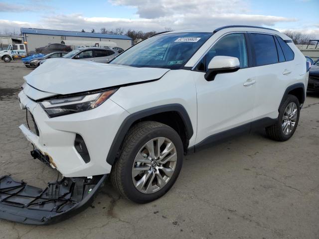 Изображение 1 2023 TOYOTA RAV4 XLE PREMIUM 2023 с VIN 2T3A1RFV6PW398071