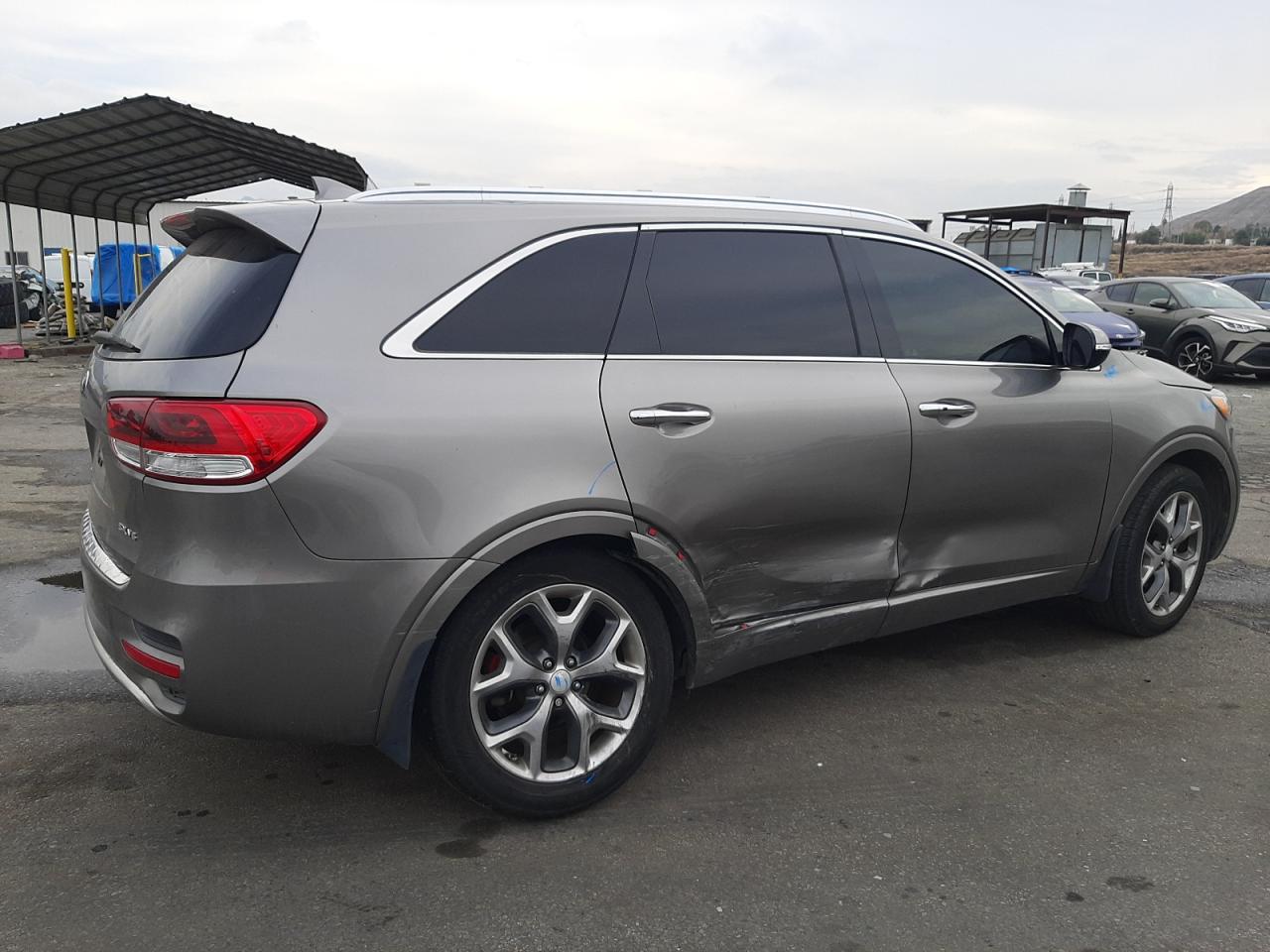 Image 3 of 2017 KIA SORENTO SX 2017 with VIN 5XYPK4A50HG226961