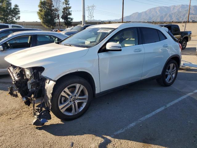 Image 1 of 2018 MERCEDES-BENZ GLA 250 2018 with VIN WDCTG4EB3JJ415927