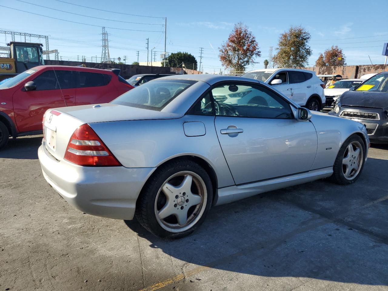 Image 3 of 2001 MERCEDES-BENZ SLK 320 2001 with VIN WDBKK65F41F230723