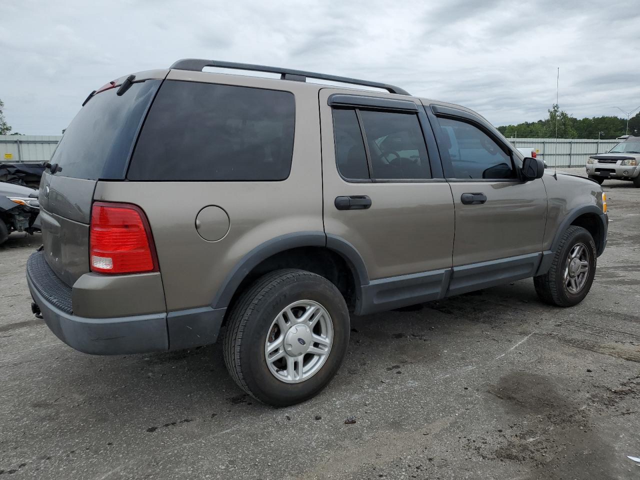 Image 3 of 2003 FORD EXPLORER XLT 2003 with VIN 1FMZU73K93UB92934