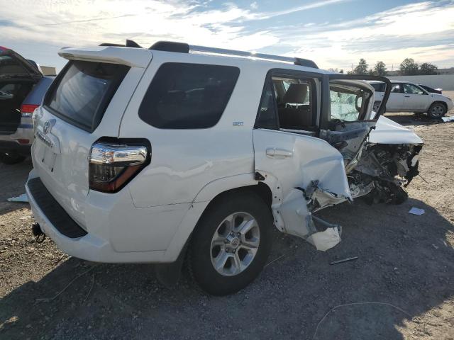 Image 3 of 2022 TOYOTA 4RUNNER SR5 2022 with VIN JTEEU5JR3N5255669