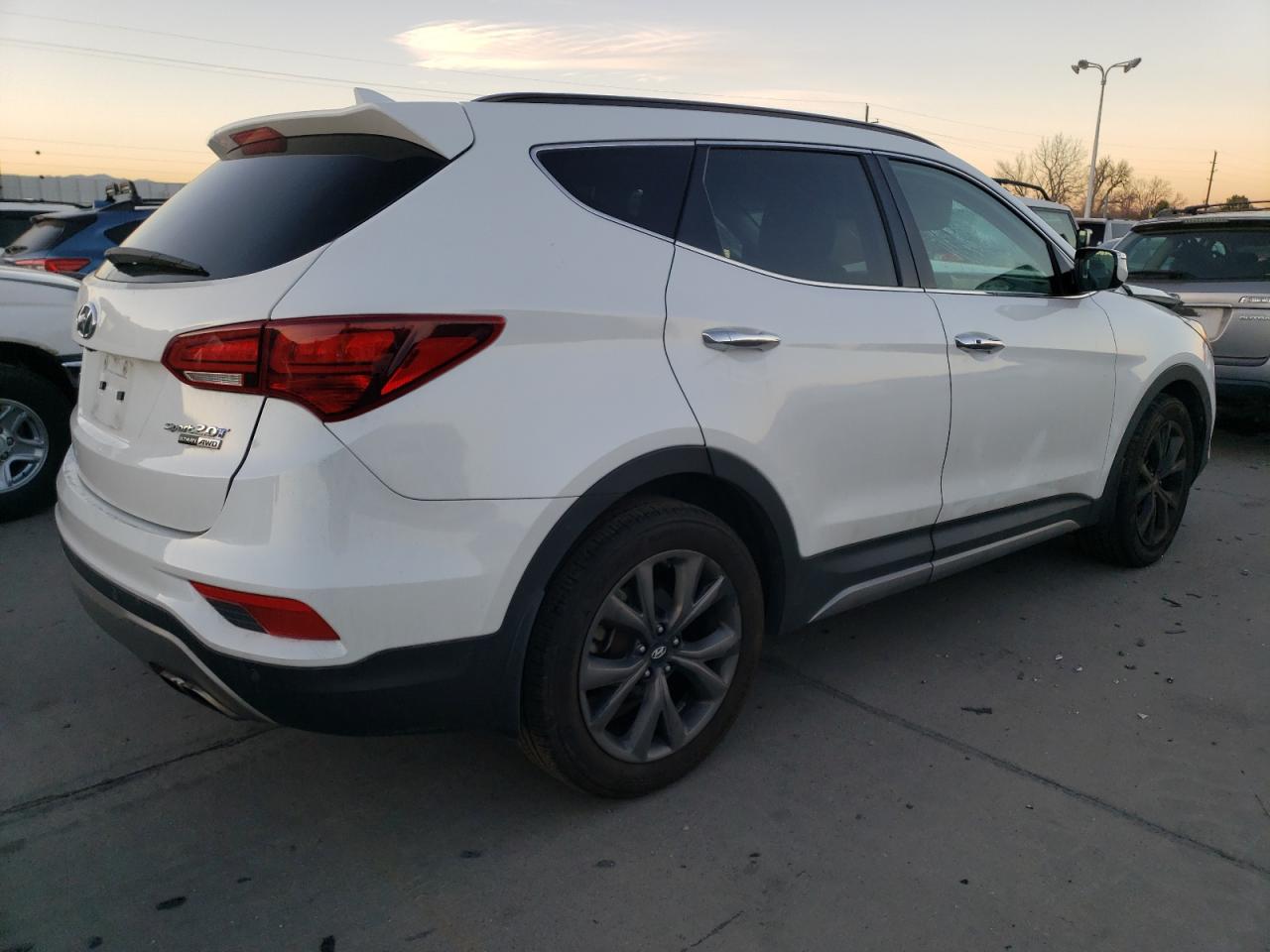Obraz 3 z 2018 HYUNDAI SANTA FE SPORT  2018 z VIN 5NMZWDLA8JH073281