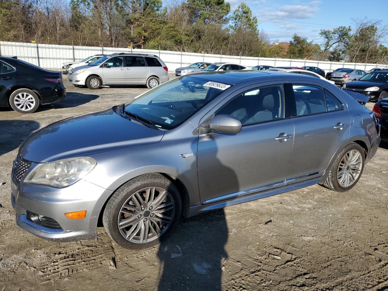 Image 1 of 2013 SUZUKI KIZASHI SPORT GTS 2013 with VIN JS2RF9A65D6100097
