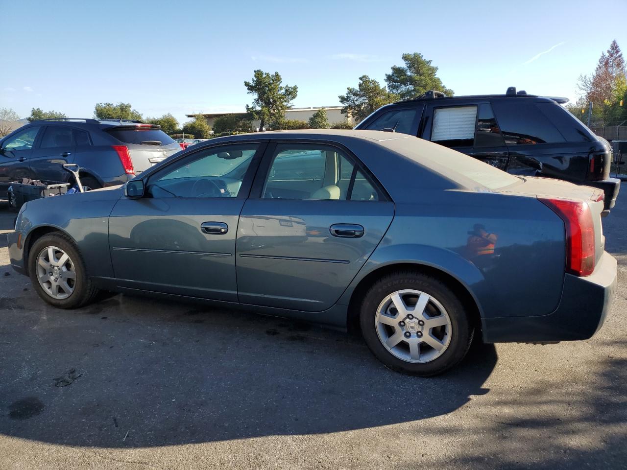 Image 2 of 2005 CADILLAC CTS HI FEATURE V6 2005 with VIN 1G6DP567550182934