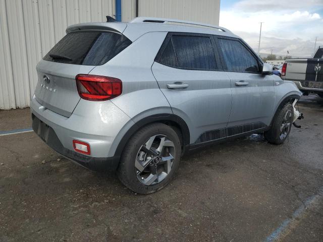 Image 3 of 2022 HYUNDAI VENUE SEL 2022 with VIN KMHRC8A33NU195660