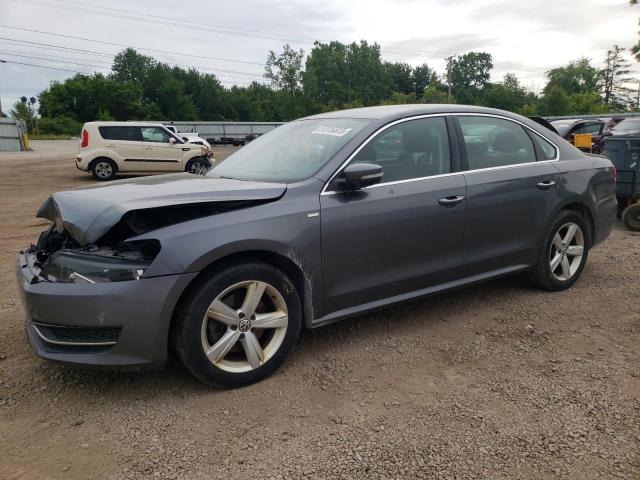 Obraz 1 z 2014 VOLKSWAGEN PASSAT S 2014 z VIN 1VWAT7A35EC052031