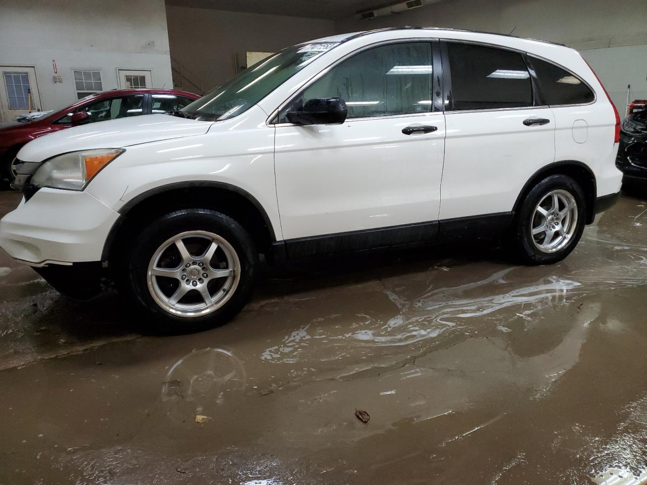 Изображение 1 2011 HONDA CR-V LX 2011 с VIN 5J6RE4H3XBL057848