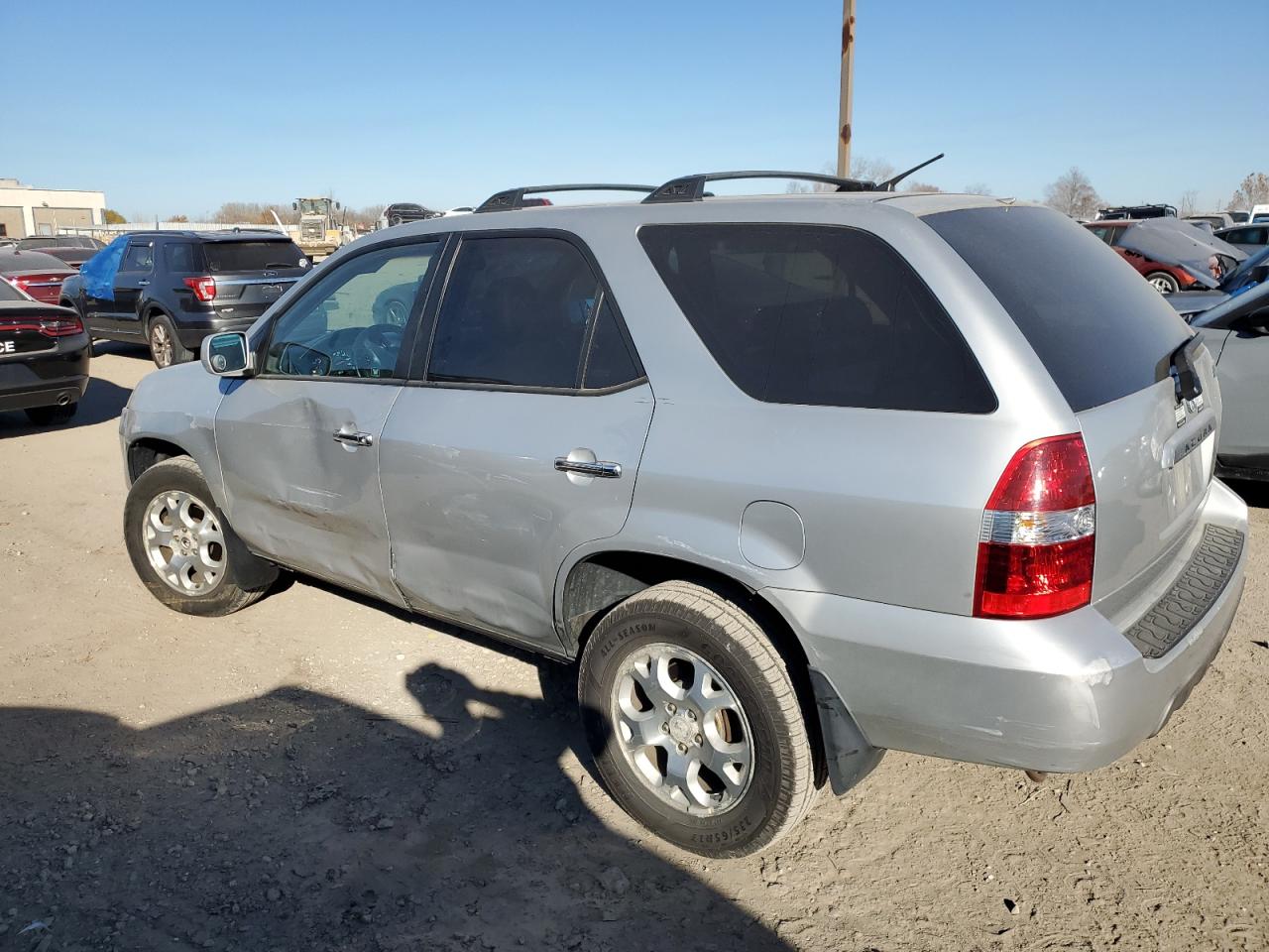 Image 2 of 2002 ACURA MDX TOURING 2002 with VIN 2HNYD18682H514841