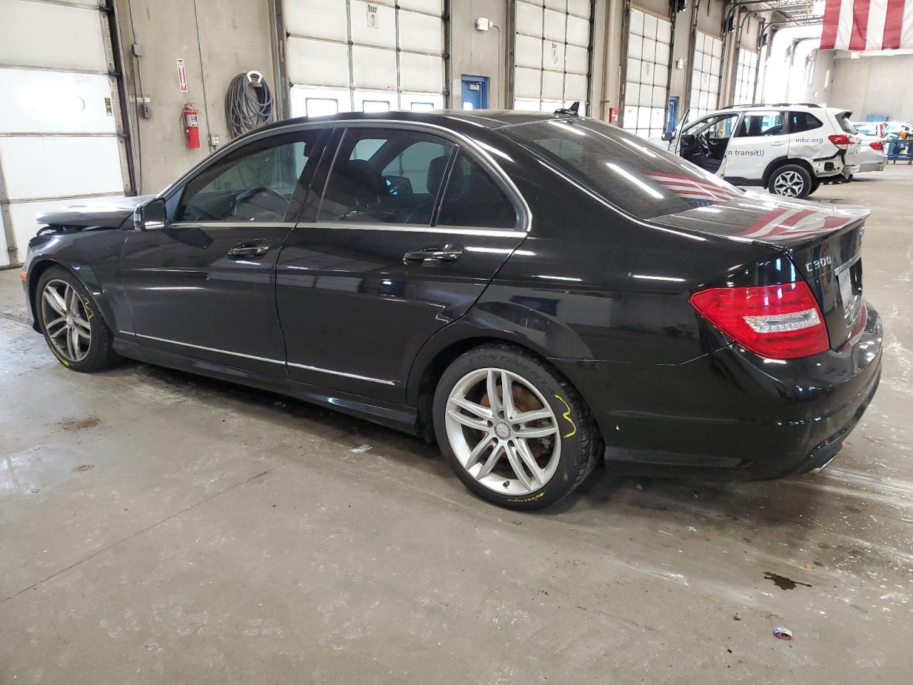 Obraz 2 z 2013 MERCEDES-BENZ C 300 4MATIC 2013 z VIN WDDGF8AB1DR291286