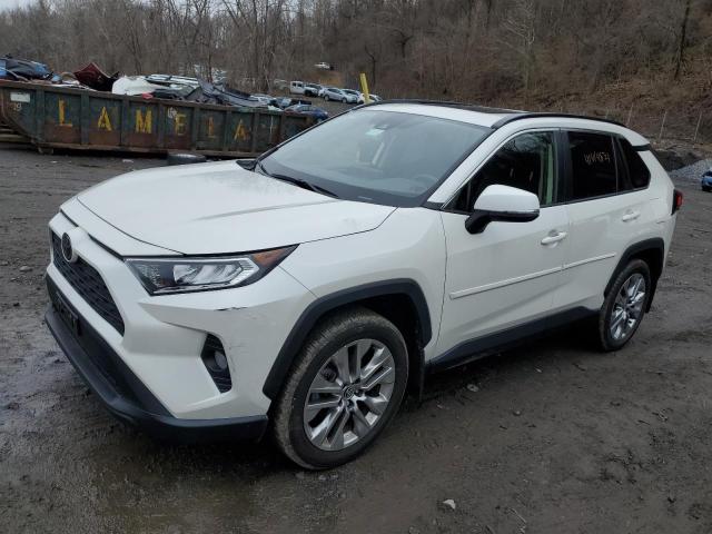 Obraz 1 z 2021 TOYOTA RAV4 XLE PREMIUM 2021 z VIN JTMA1RFV4MD080412