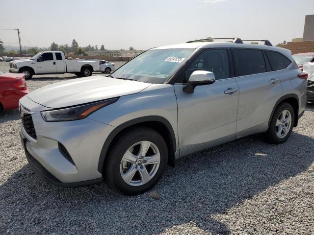 Obraz 1 z 2022 TOYOTA HIGHLANDER L 2022 z VIN 5TDCZRBH5NS564290