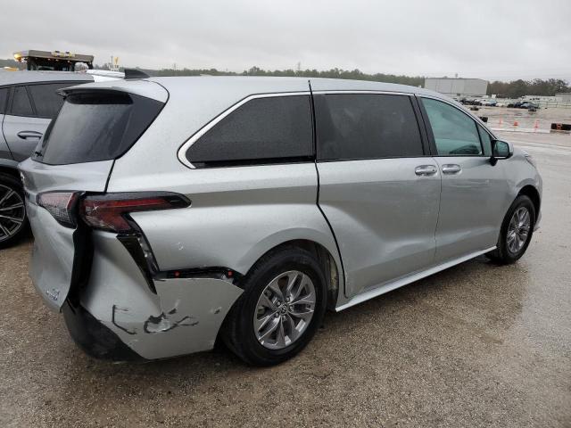 Image 3 of 2023 TOYOTA SIENNA LE 2023 with VIN 5TDKRKEC7PS152782