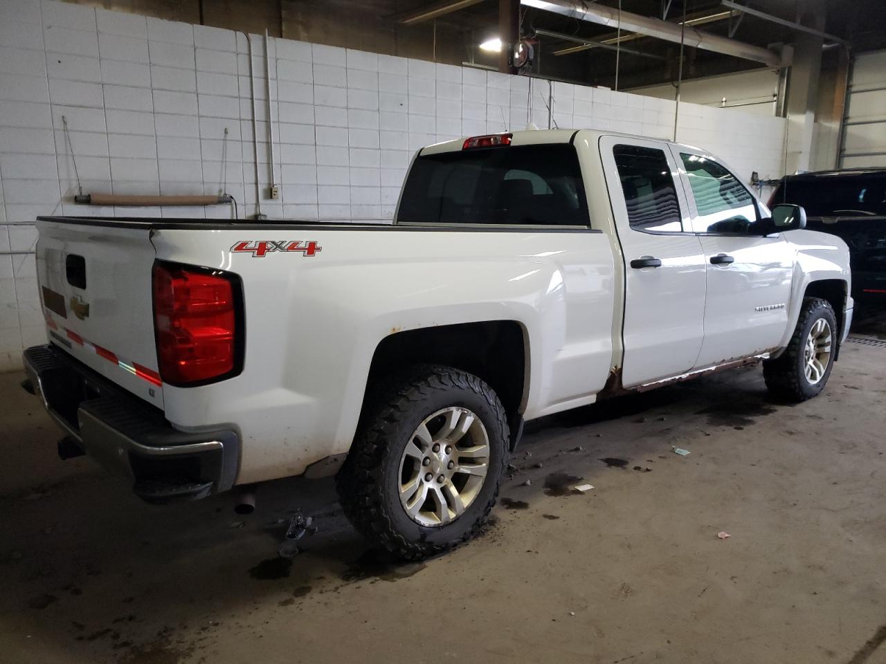 Изображение 3 2014 CHEVROLET SILVERADO K1500 LT 2014 с VIN 1GCVKREC3EZ373933