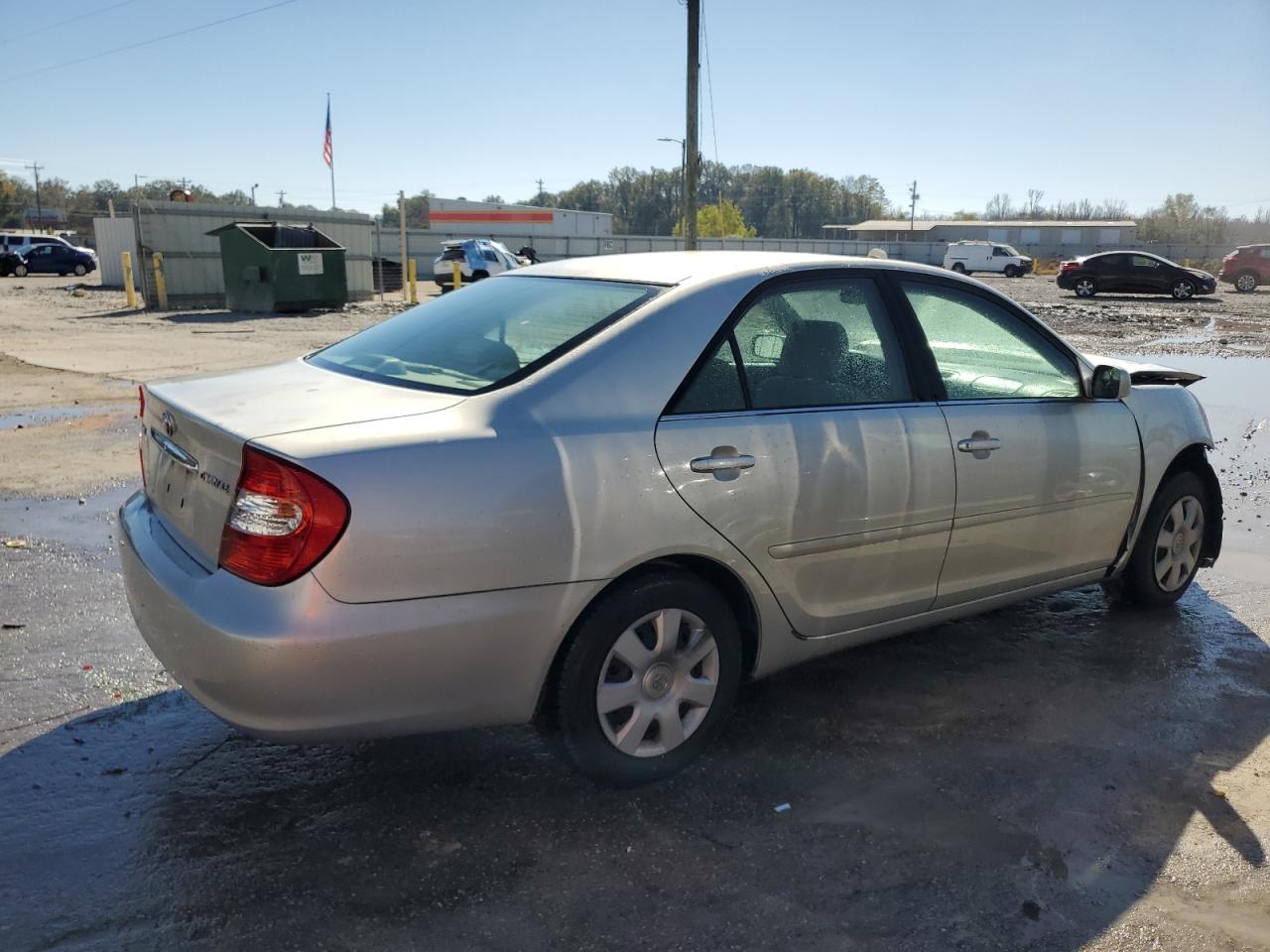 Obraz 3 z 2004 TOYOTA CAMRY LE 2004 z VIN 4T1BE32K74U791373