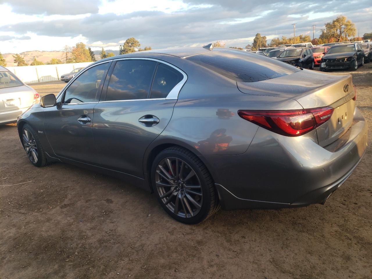 Изображение 2 2018 INFINITI Q50 RED SPORT 400 2018 с VIN JN1FV7APXJM460652