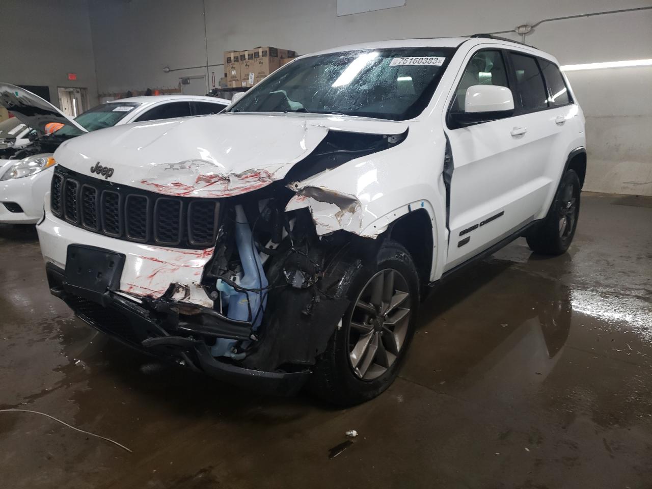 Obraz 1 z 2016 JEEP GRAND CHEROKEE LAREDO 2016 z VIN 1C4RJFAG2GC470767