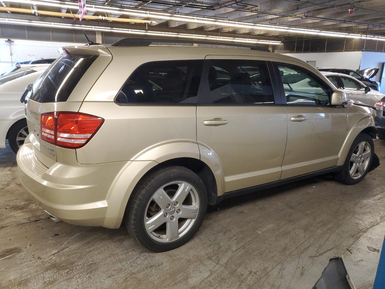 Image 3 of 2010 DODGE JOURNEY SXT 2010 with VIN 3D4PH5FV5AT282649