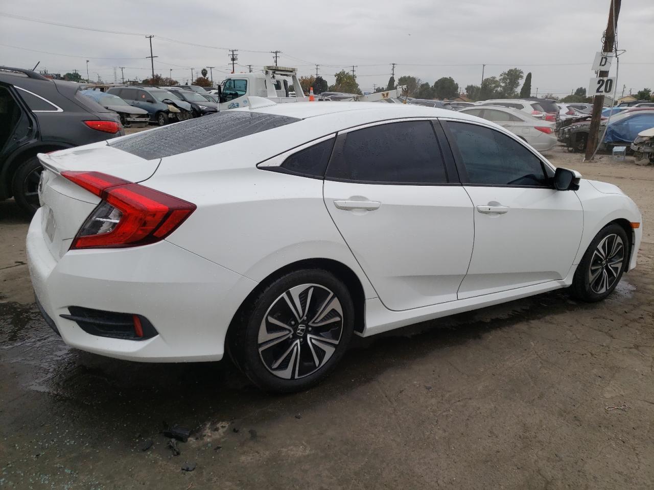 Image 3 of 2016 HONDA CIVIC EX 2016 with VIN 2HGFC1F38GH635497
