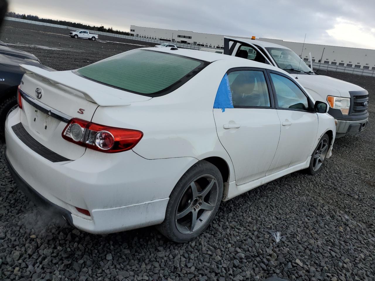 Obraz 3 z 2012 TOYOTA COROLLA BASE 2012 z VIN 2T1BU4EE3CC909062