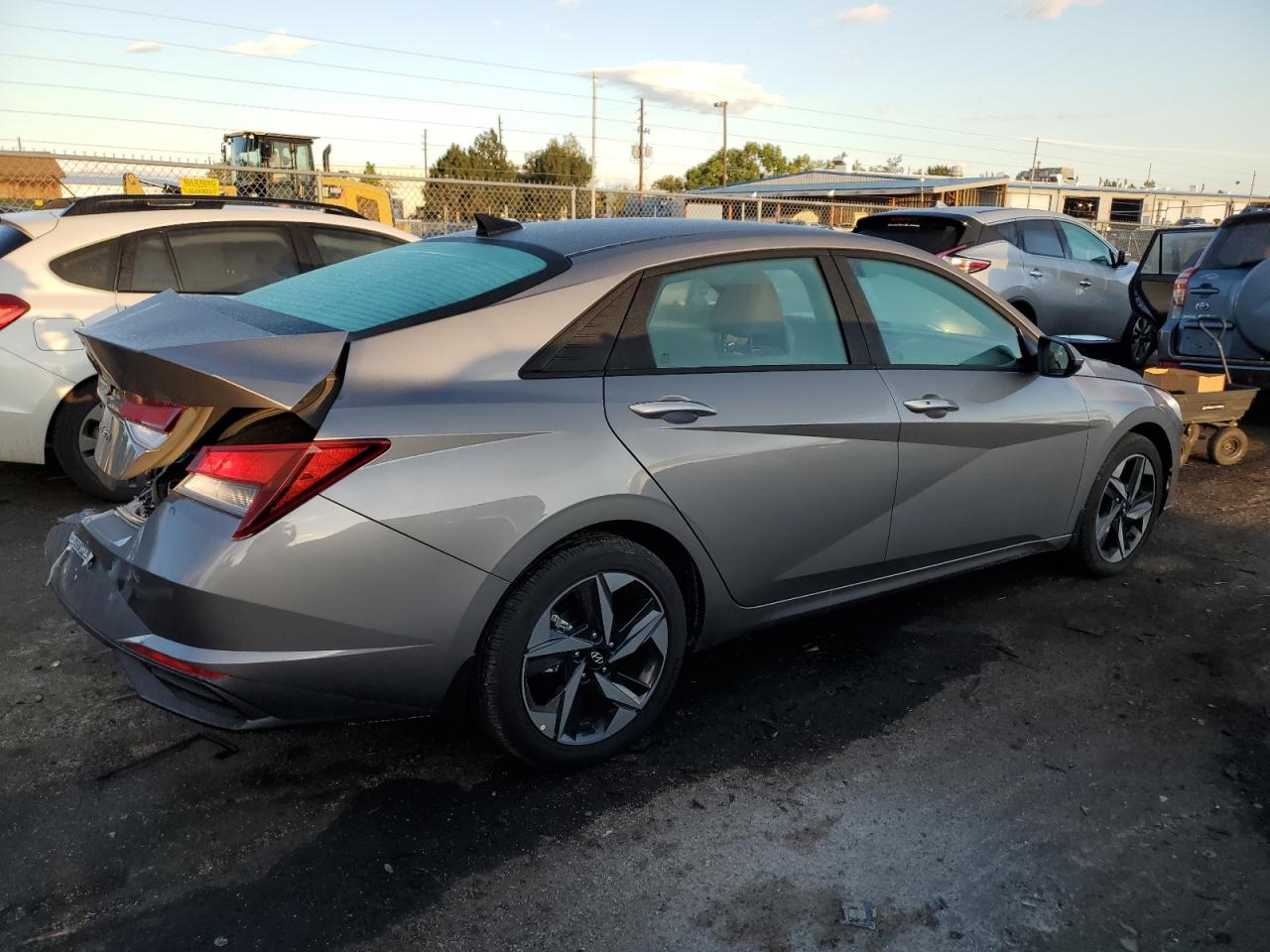 Image 3 of 2023 HYUNDAI ELANTRA SEL 2023 with VIN KMHLS4AG8PU566173