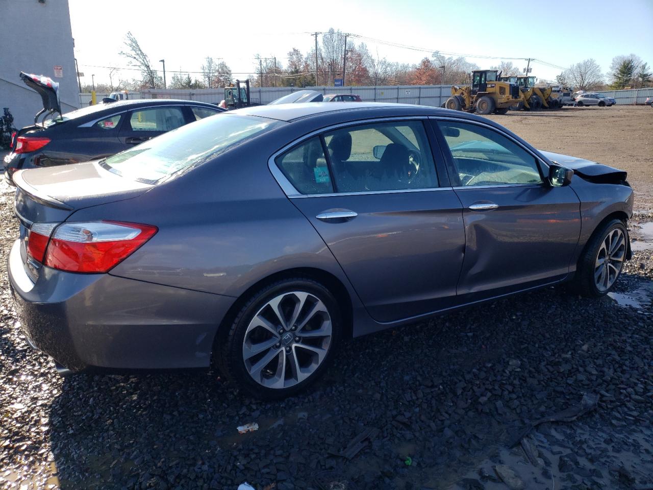 Image 3 of 2015 HONDA ACCORD SPORT 2015 with VIN 1HGCR2F51FA229292