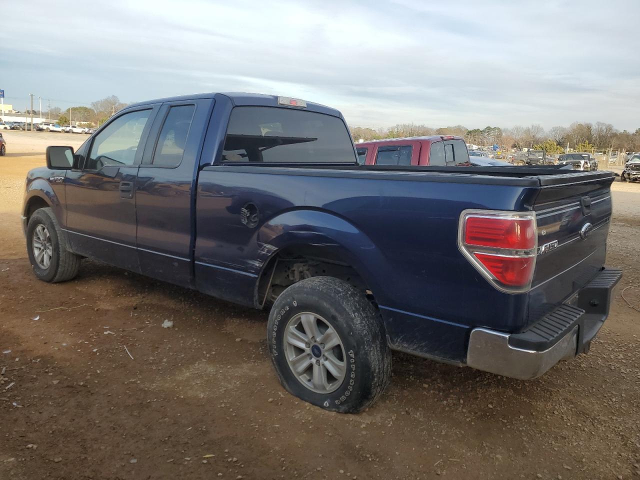 Image 2 of 2010 FORD F150 SUPER CAB 2010 with VIN 1FTEX1C83AFB11052