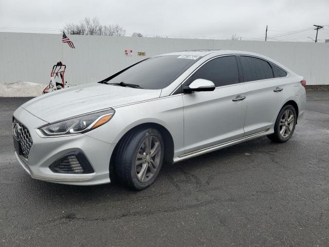 Obraz 1 z 2019 HYUNDAI SONATA LIMITED 2019 z VIN 5NPE34AFXKH816565